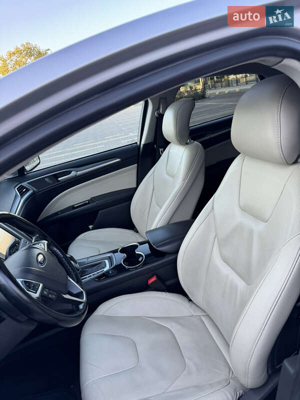 Седан Ford Fusion 2014 в Одессе