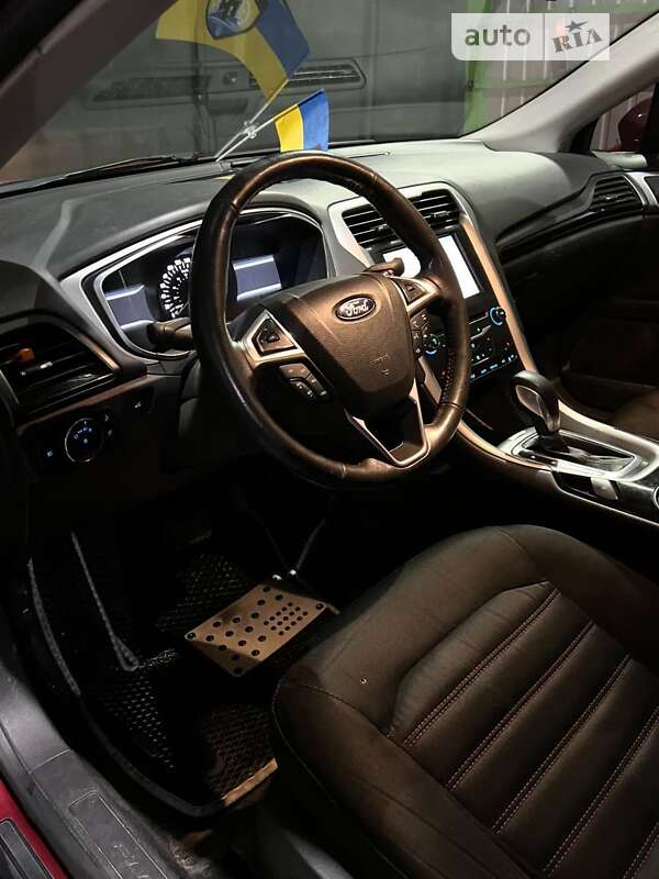 Седан Ford Fusion 2014 в Каменец-Подольском фото 9 Седан Ford Fusion 2014 в Каменец-Подольском