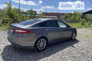 Седан Ford Fusion 2013 в Чернігові