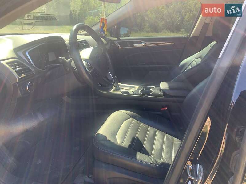 Седан Ford Fusion 2016 в Днепре