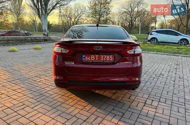 Седан Ford Fusion 2015 в Софиевской Борщаговке