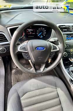 Седан Ford Fusion 2013 в Дніпрі