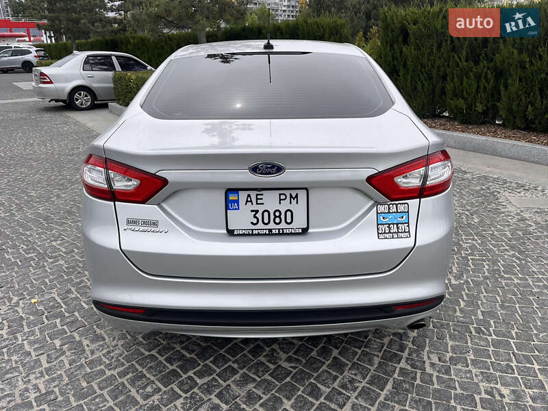 Седан Ford Fusion 2015 в Львове