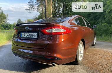 Седан Ford Fusion 2015 в Смеле