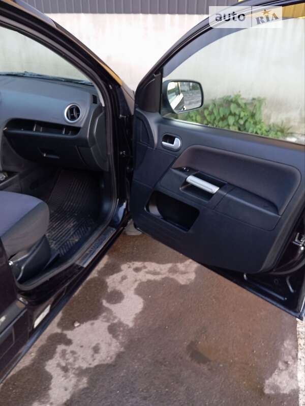 Хэтчбек Ford Fusion 2010 в Нежине фото 7 Хэтчбек Ford Fusion 2010 в Нежине