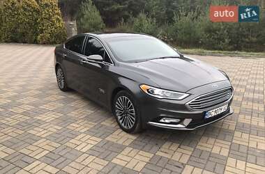 Седан Ford Fusion 2016 в Львове