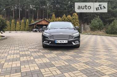 Седан Ford Fusion 2016 в Львові