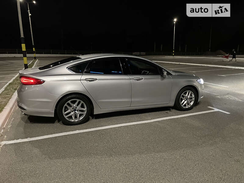 Седан Ford Fusion 2012 в Києві фото 8 Седан Ford Fusion 2012 в Києві