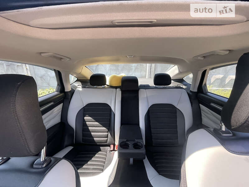 Седан Ford Fusion 2012 в Києві фото 26 Седан Ford Fusion 2012 в Києві