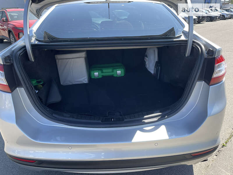 Седан Ford Fusion 2012 в Києві фото 28 Седан Ford Fusion 2012 в Києві