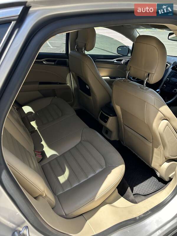 Седан Ford Fusion 2014 в Одессе