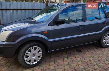 Седан Ford Fusion 2005 в 