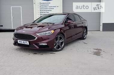 Седан Ford Fusion 2017 в 