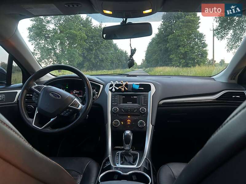 Седан Ford Fusion 2014 в Городке