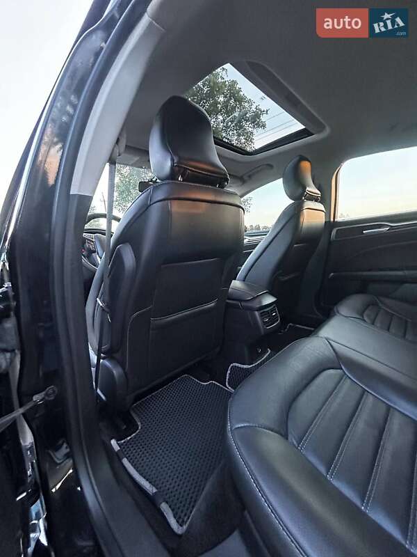 Седан Ford Fusion 2014 в Городке