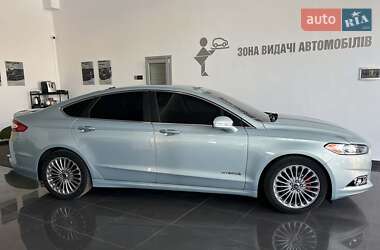 Седан Ford Fusion 2013 в 