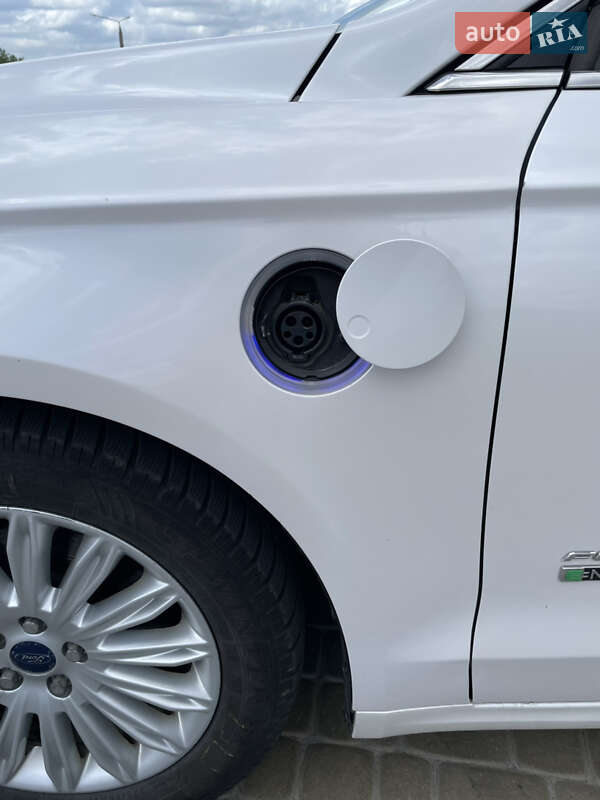 Седан Ford Fusion 2014 в Харькове