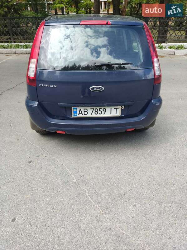 Хетчбек Ford Fusion 2011 в Хмільнику