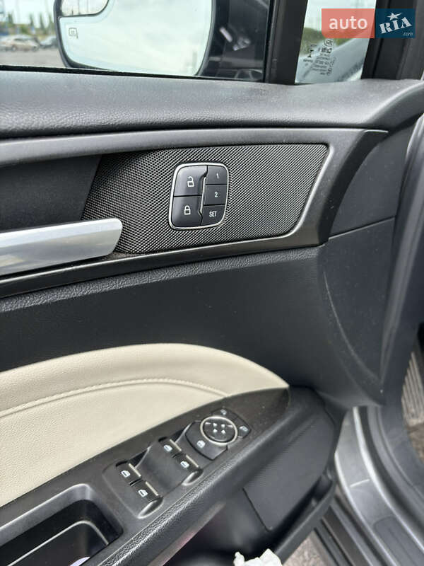 Седан Ford Fusion 2016 в Рівному фото 6 Седан Ford Fusion 2016 в Рівному