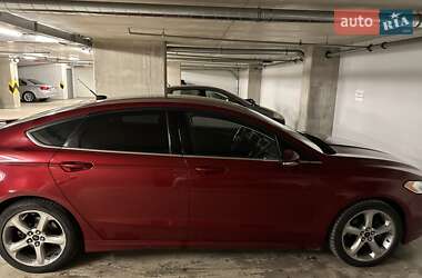 Седан Ford Fusion 2014 в 