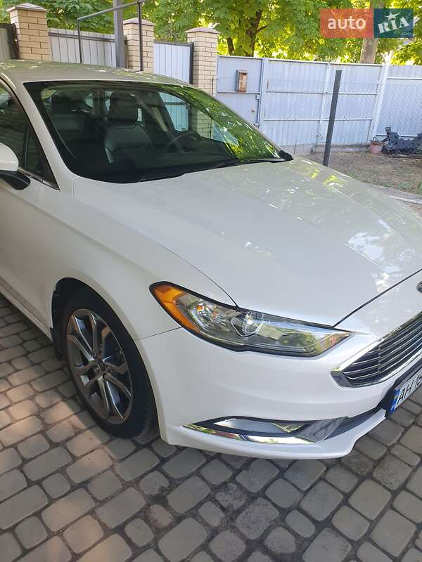Седан Ford Fusion 2017 в Славянске