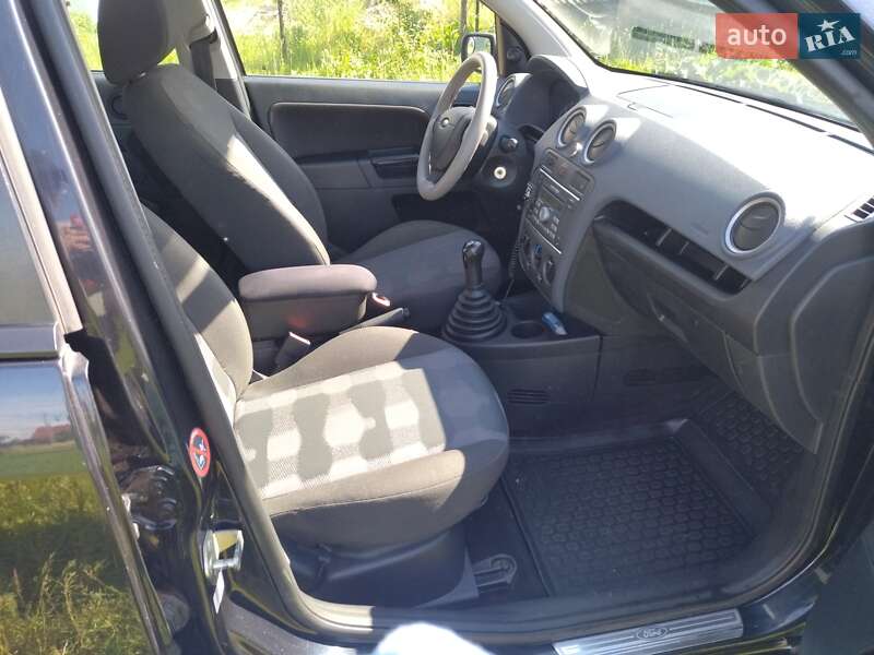 Хетчбек Ford Fusion 2008 в Луцьку
