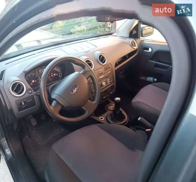 Хэтчбек Ford Fusion 2006 в Нетешине фото 19 Хэтчбек Ford Fusion 2006 в Нетешине