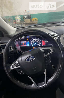 Седан Ford Fusion 2013 в Вознесенську