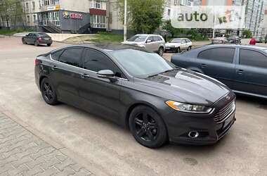 Седан Ford Fusion 2015 в Сумах