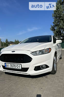 Седан Ford Fusion 2015 в Києві