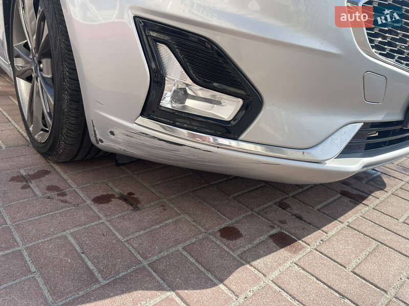Седан Ford Fusion 2019 в Києві