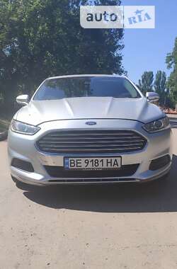 Седан Ford Fusion 2015 в Миколаєві