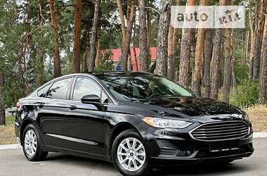 Седан Ford Fusion 2020 в Києві