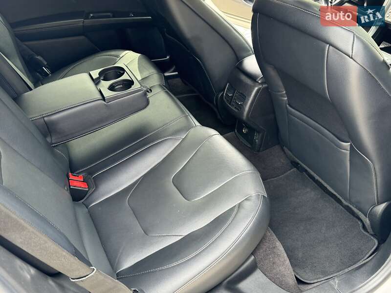 Седан Ford Fusion 2019 в Луцке