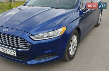 Седан Ford Fusion 2015 в Бородянці