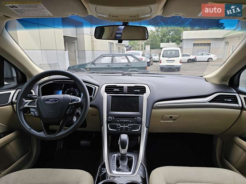 Седан Ford Fusion 2015 в Одессе