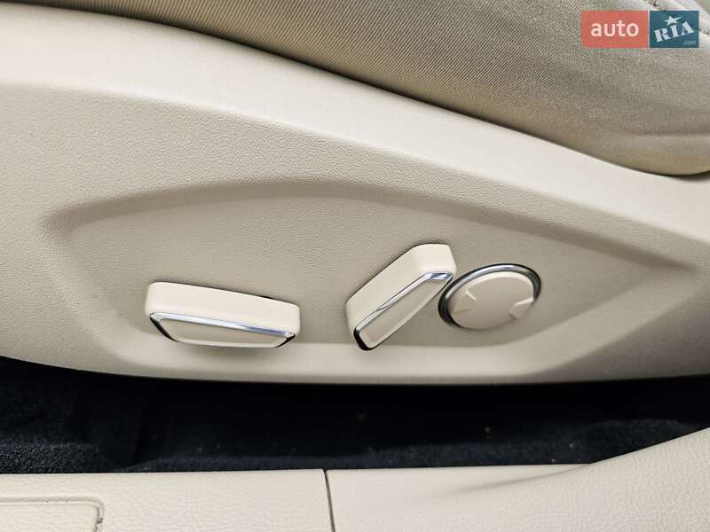 Седан Ford Fusion 2015 в Одессе