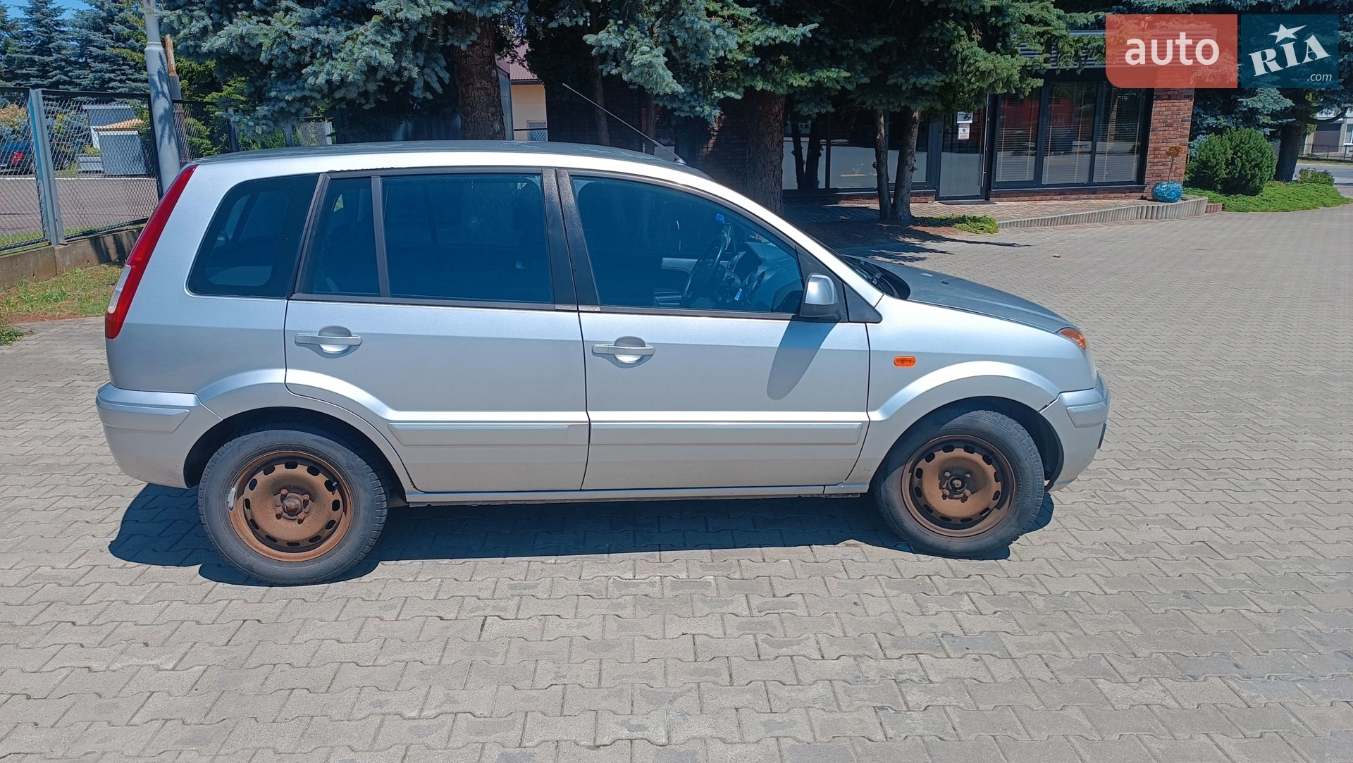 2010 Ford Fusion - мініатюра 2