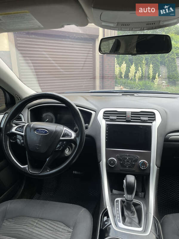 Седан Ford Fusion 2015 в Вінниці