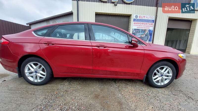 Седан Ford Fusion 2012 в Сумах