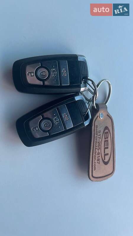 Седан Ford Fusion 2019 в Брусилові