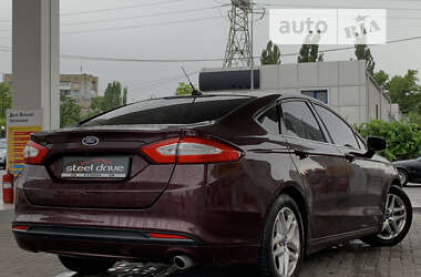 Седан Ford Fusion 2013 в Миколаєві