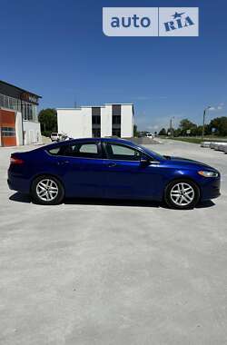 Седан Ford Fusion 2015 в Городке