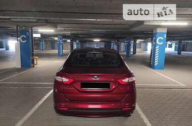 Седан Ford Fusion 2015 в Киеве