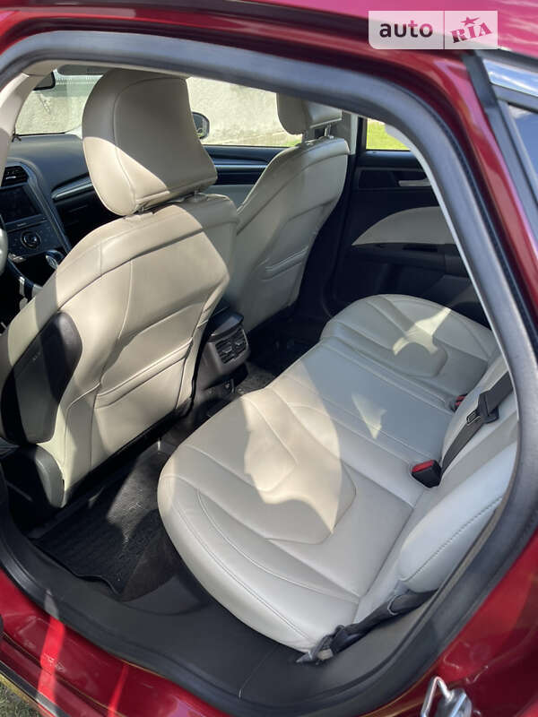 Седан Ford Fusion 2014 в Тернополе