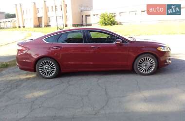 Седан Ford Fusion 2015 в Гребенке
