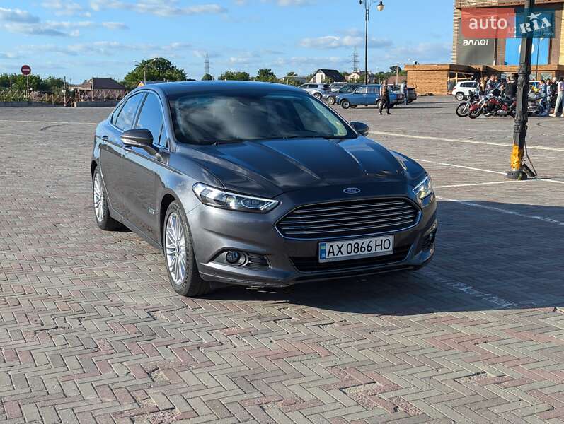 Ford Fusion 2014