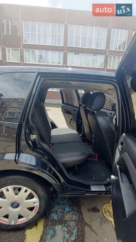 Хетчбек Ford Fusion 2009 в Кривому Розі