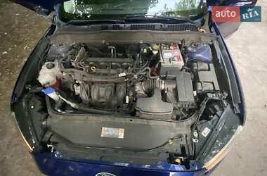 Седан Ford Fusion 2016 в 