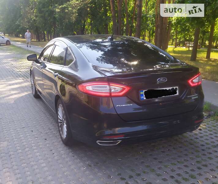 Седан Ford Fusion 2014 в Києві